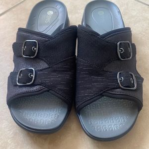 BZees Women’s Always Sandals